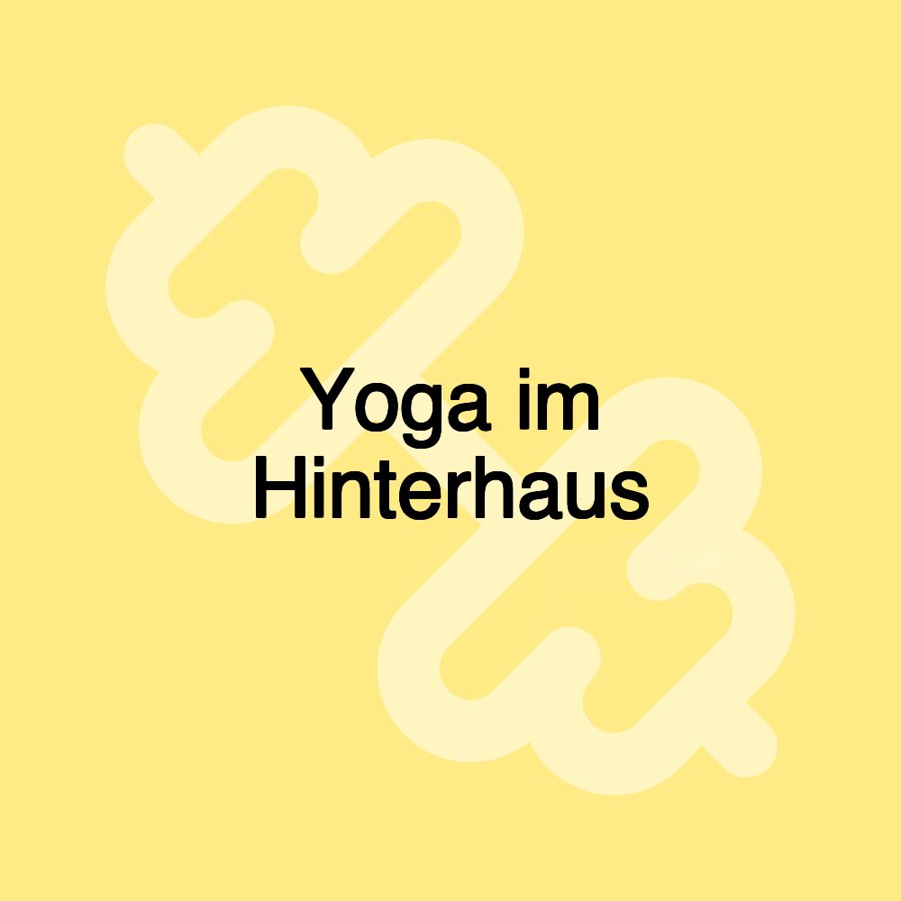 Yoga im Hinterhaus